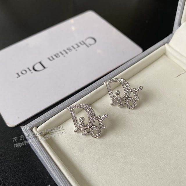 Dior飾品 迪奧經典熱銷款字母簡約耳釘耳環  zgd1313